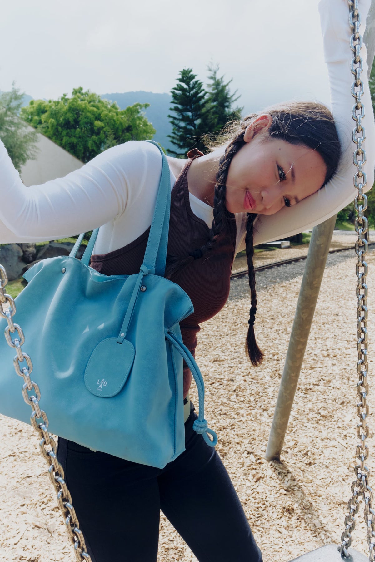 Isabelle Bag in Sky — photoshoot 4