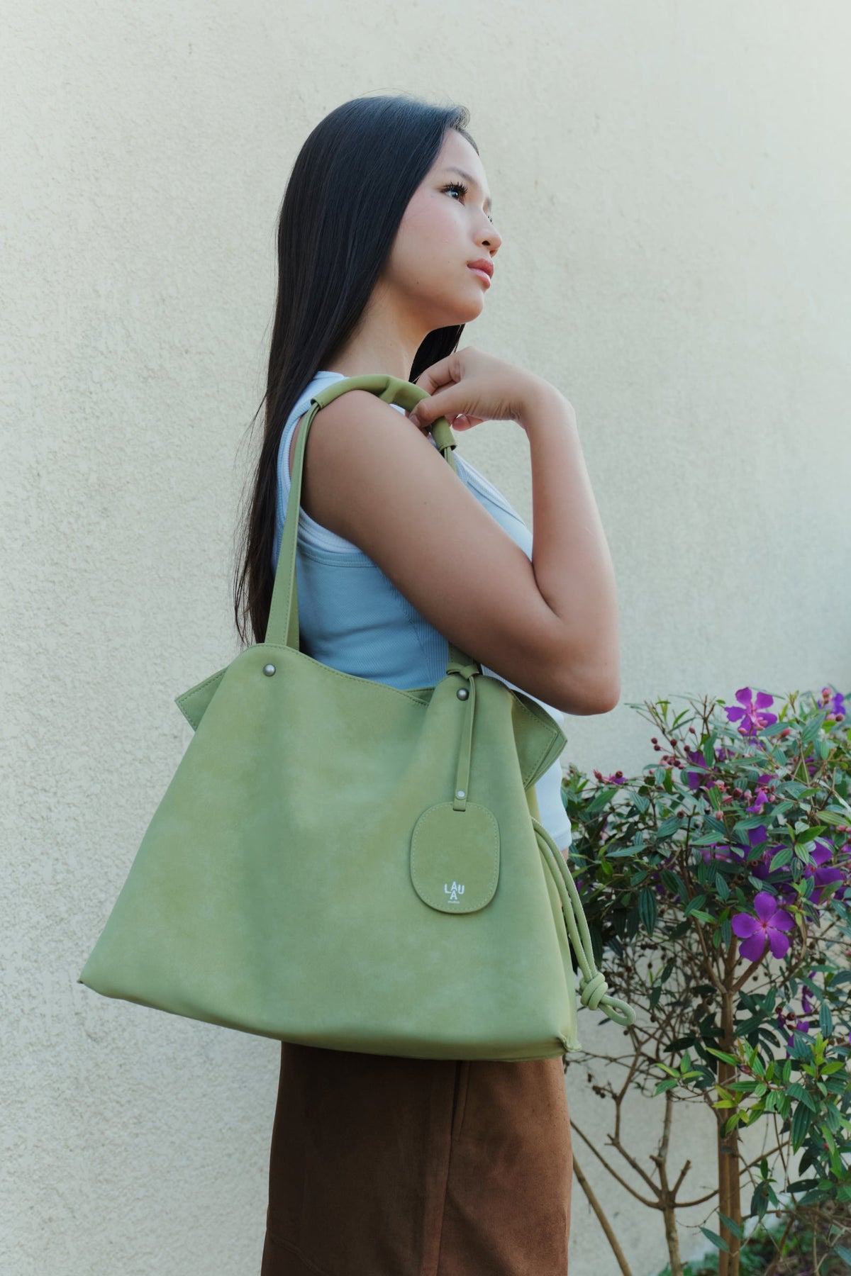 Isabelle Bag in Meadow — photoshoot 2