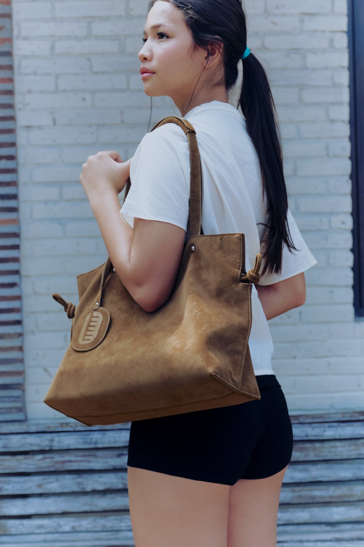 Isabelle Bag in Earth — photoshoot 2
